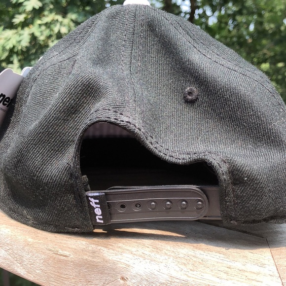 Neff Snap Back. New with tags never worn. - Picture 3 of 5